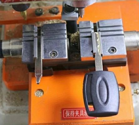 110V/220V Defu 368A μηχανή κοπής κλειδιών Γρήγορη και ακριβής για διπλή χρήση κλειδιών αυτοκινήτου