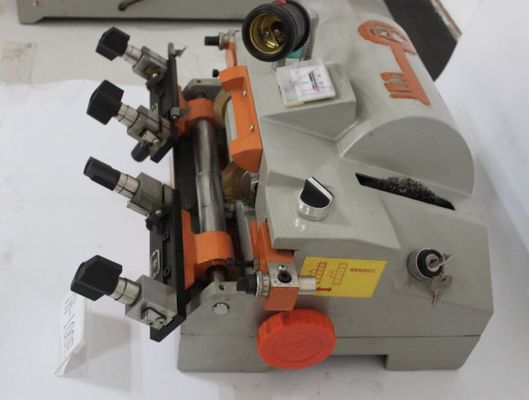 Υψηλής Ασφάλειας 100E Κλειδί Duplicator 51*40*32cm Πολυλειτουργικό Οριζόντιο Κλειδωτήρα